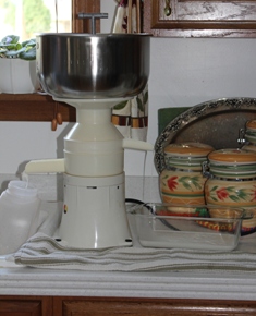 Cream separator in action